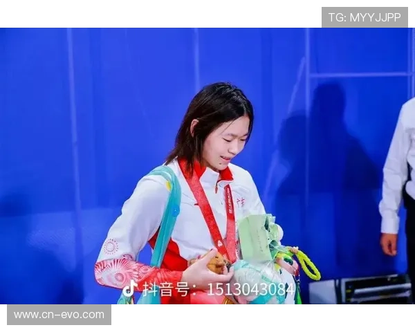 全红婵迎来十八岁生日世界泳联凌晨卡点送上满满真挚祝福