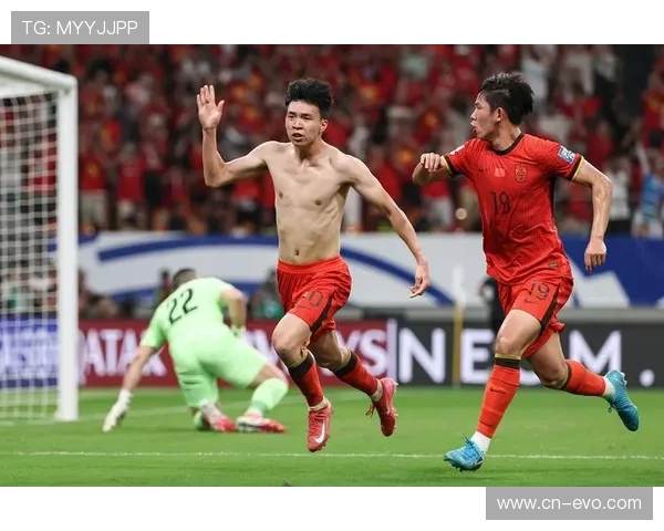 桑尼称赞国足顽强拼搏期待王钰栋未来更多为国家队效力 桑尼称赞国足顽强拼搏期待王钰栋未来更多为国家队效力