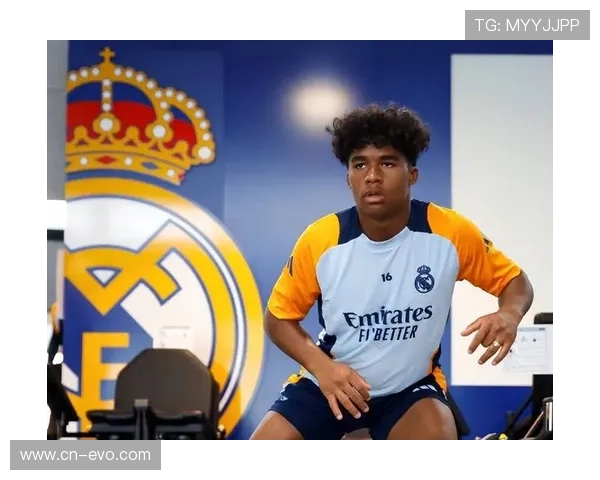 恩德里克谈皇马豪华锋线称将珍惜每次出场机会全力证明自己的决心 恩德里克谈皇马豪华锋线称将珍惜每次出场机会全力证明自己的决心