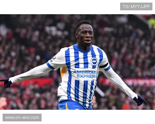 曼联英超历史首度遭森林双杀 达洛特中柱伊兰加闪击破门锁定胜局