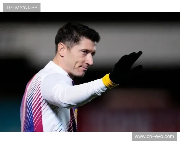 莱万巴萨生涯已打进95球超越罗纳尔迪尼奥成历史新传奇