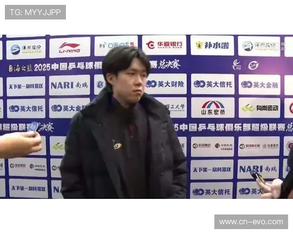 赛后采访揭示球员深夜苦练画面引热议网友直呼这才是真正的职业态度